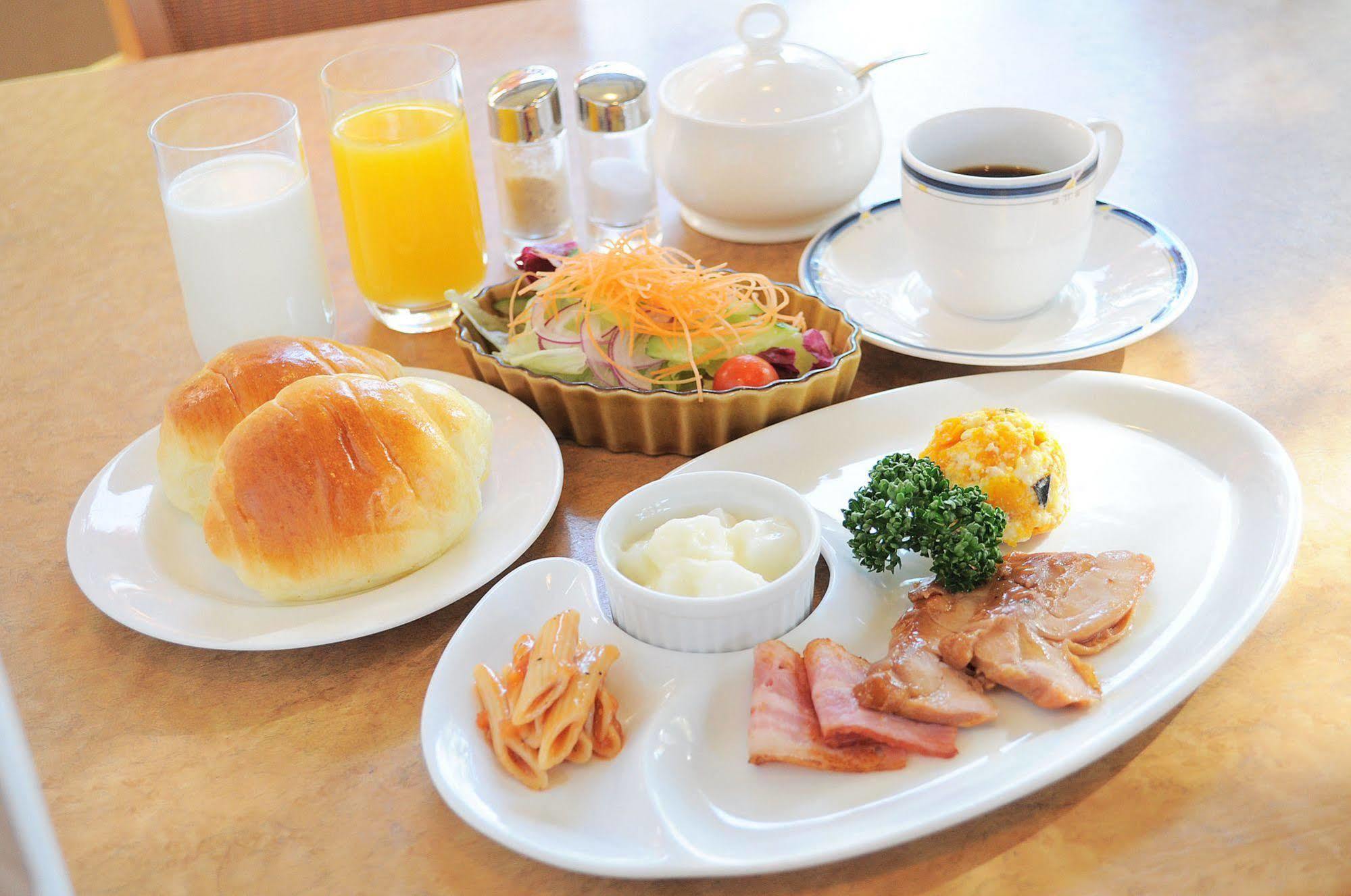 Hotel Sapporo Sun Plaza Екстер'єр фото